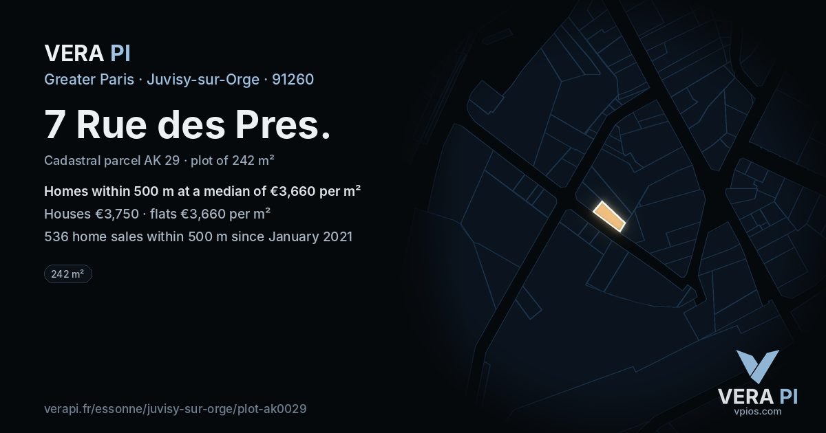7 Rue des Pres, Juvisy-sur-Orge at night – the plot lit, the parcels around coloured by the prices near them