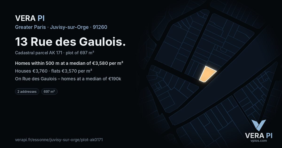 13 Rue des Gaulois, Juvisy-sur-Orge at night – the plot lit, the parcels around coloured by the prices near them