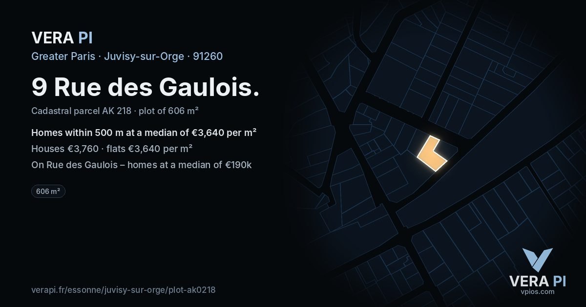 9 Rue des Gaulois, Juvisy-sur-Orge at night – the plot lit, the parcels around coloured by the prices near them