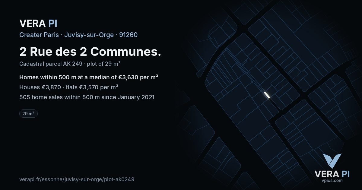 2 Rue des 2 Communes, Juvisy-sur-Orge at night – the plot lit, the parcels around coloured by the prices near them