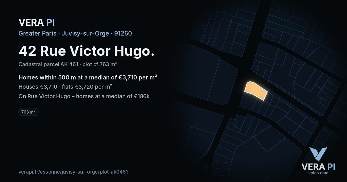 42 Rue Victor Hugo, Juvisy-sur-Orge at night – the plot lit, the parcels around coloured by the prices near them
