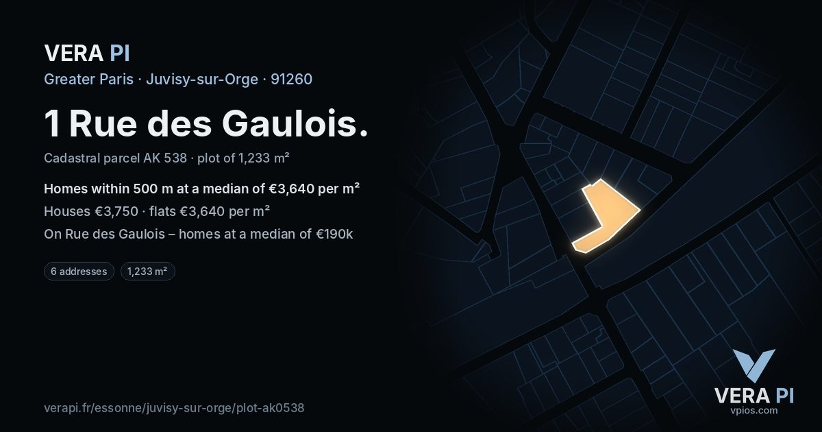 1 Rue des Gaulois, Juvisy-sur-Orge at night – the plot lit, the parcels around coloured by the prices near them