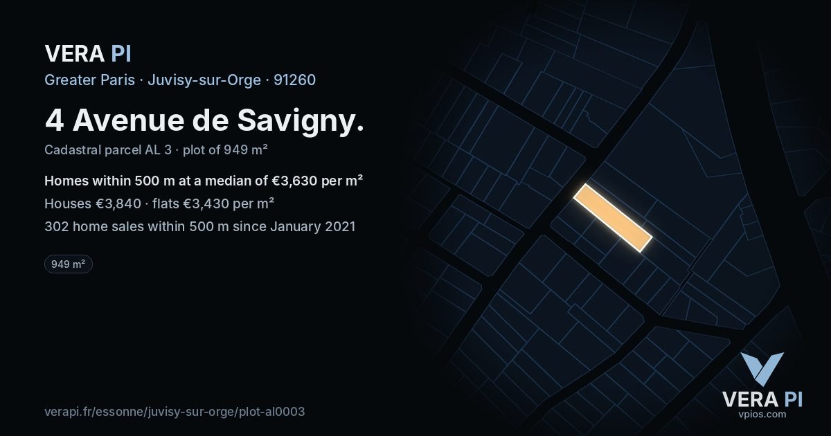 4 Avenue de Savigny, Juvisy-sur-Orge at night – the plot lit, the parcels around coloured by the prices near them