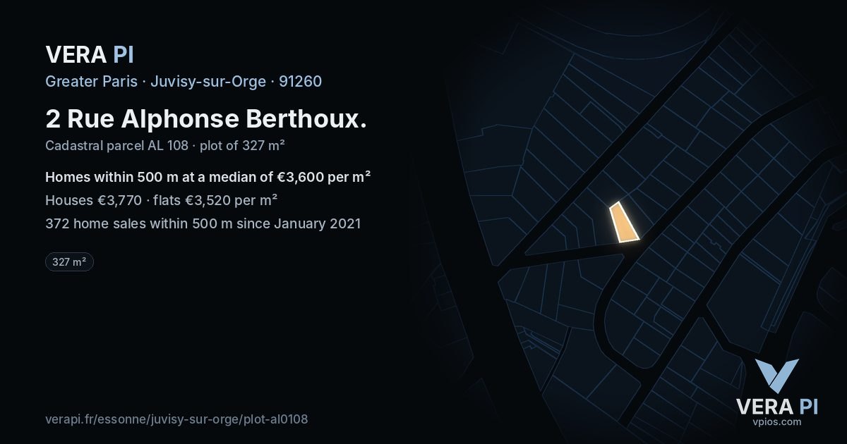 2 Rue Alphonse Berthoux, Juvisy-sur-Orge at night – the plot lit, the parcels around coloured by the prices near them
