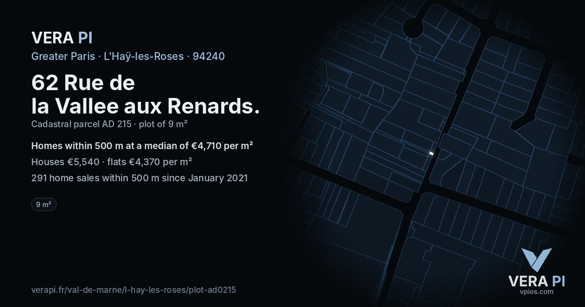62 Rue de la Vallee aux Renards, L'Haÿ-les-Roses at night – the plot lit, the parcels around coloured by the prices near them