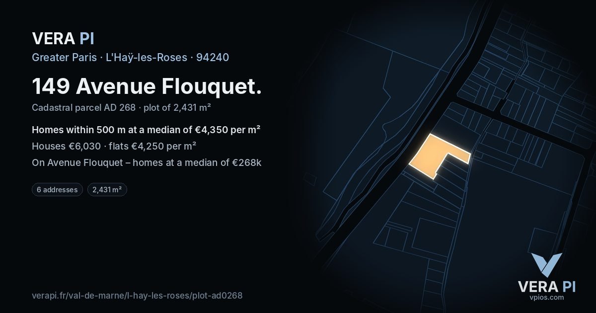 149 Avenue Flouquet, L'Haÿ-les-Roses at night – the plot lit, the parcels around coloured by the prices near them