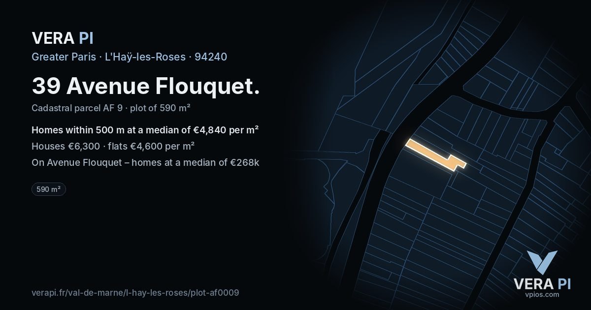 39 Avenue Flouquet, L'Haÿ-les-Roses at night – the plot lit, the parcels around coloured by the prices near them
