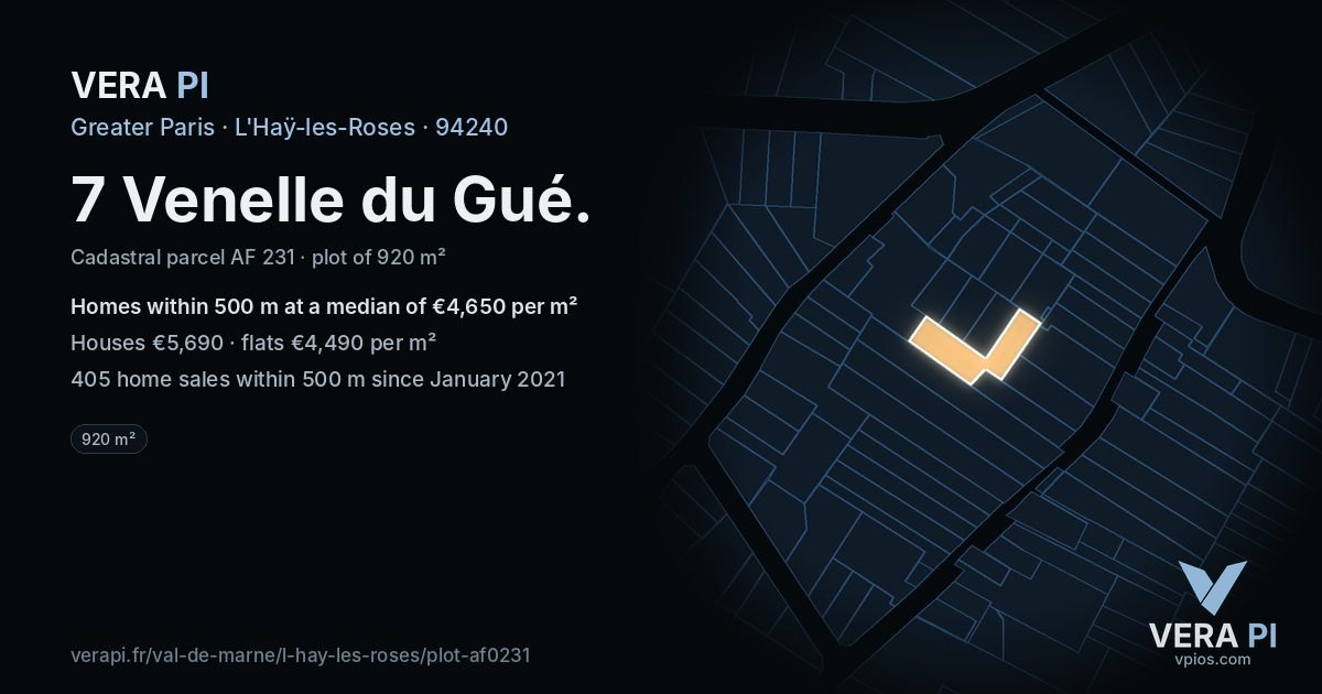 7 Venelle du Gué, L'Haÿ-les-Roses at night – the plot lit, the parcels around coloured by the prices near them