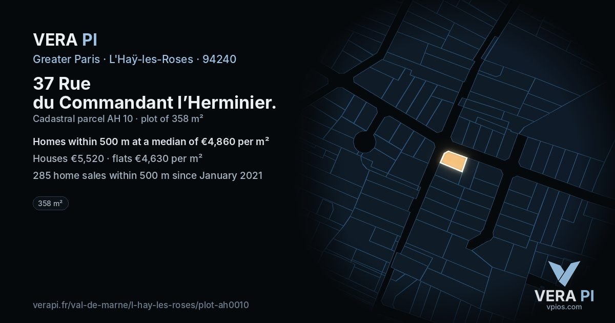 37 Rue du Commandant l’Herminier, L'Haÿ-les-Roses at night – the plot lit, the parcels around coloured by the prices near them