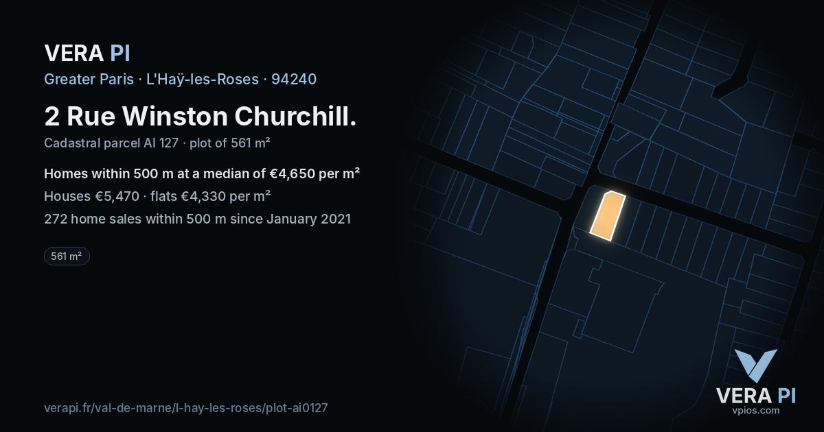 2 Rue Winston Churchill, L'Haÿ-les-Roses at night – the plot lit, the parcels around coloured by the prices near them