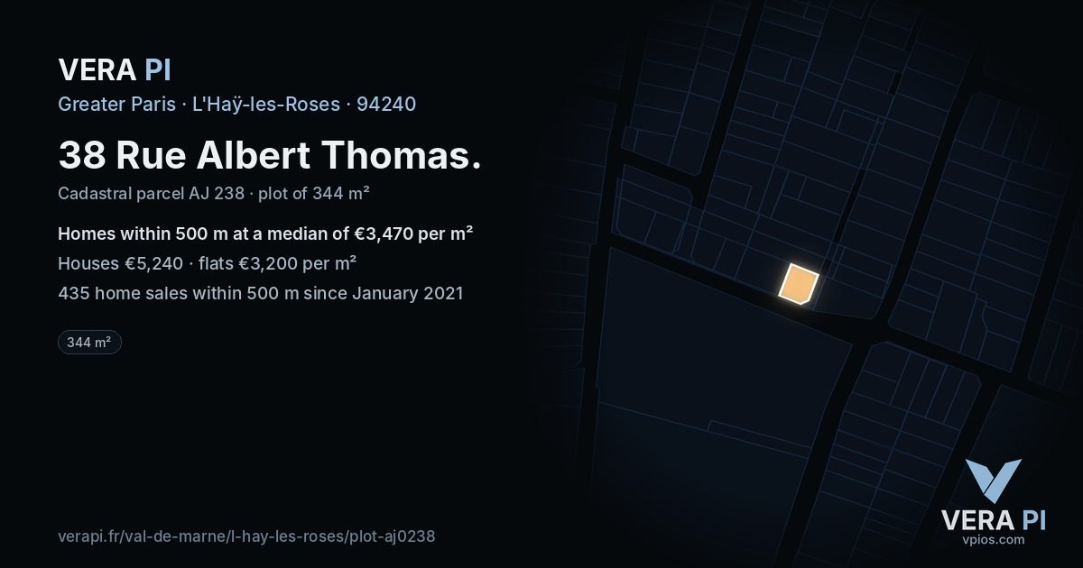 38 Rue Albert Thomas, L'Haÿ-les-Roses at night – the plot lit, the parcels around coloured by the prices near them