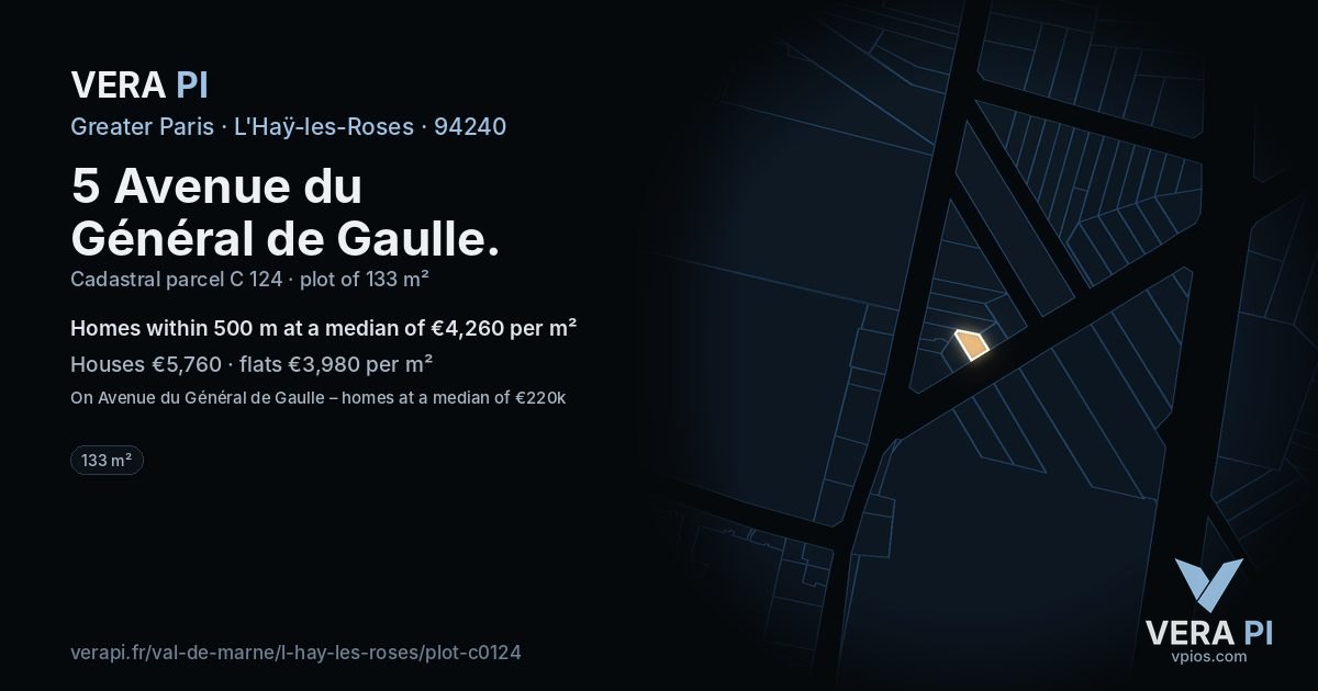5 Avenue du Général de Gaulle, L'Haÿ-les-Roses at night – the plot lit, the parcels around coloured by the prices near them