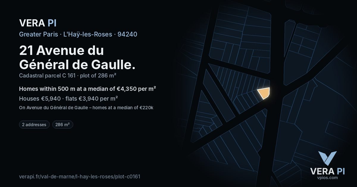 21 Avenue du Général de Gaulle, L'Haÿ-les-Roses at night – the plot lit, the parcels around coloured by the prices near them