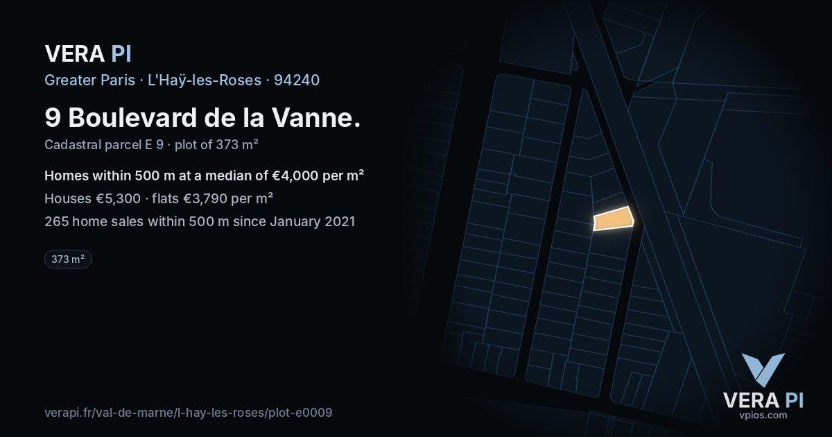 9 Boulevard de la Vanne, L'Haÿ-les-Roses at night – the plot lit, the parcels around coloured by the prices near them