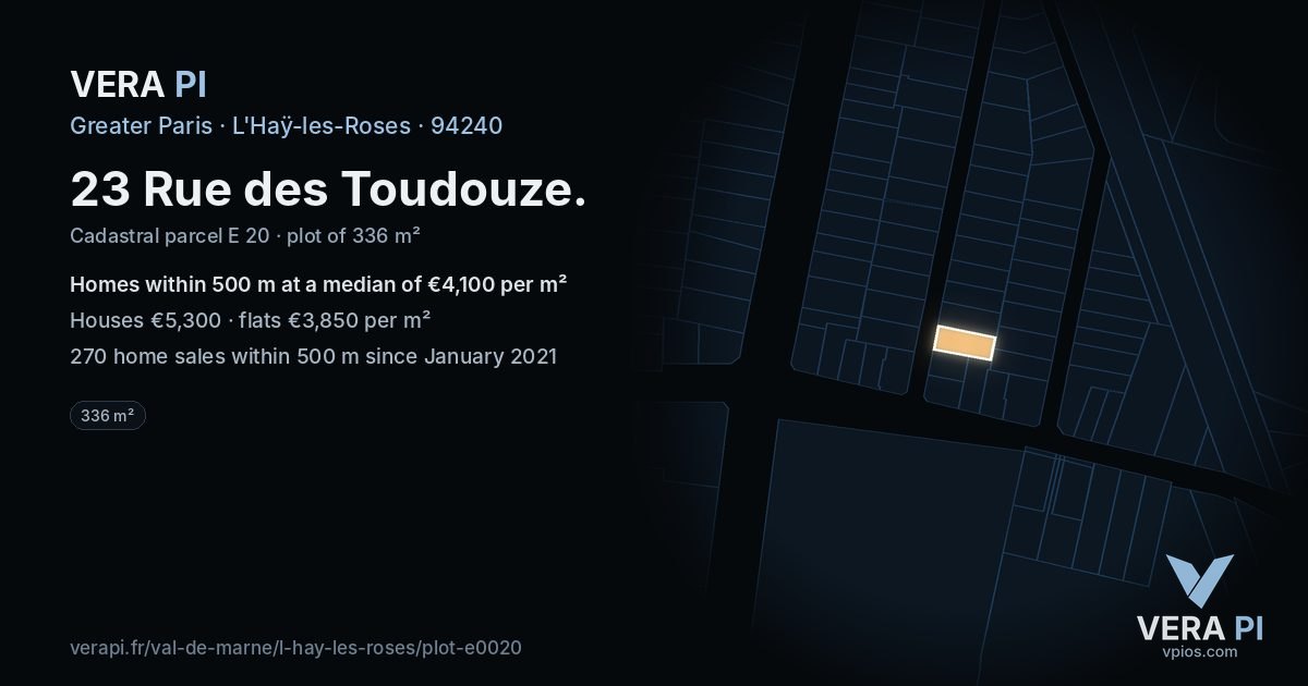23 Rue des Toudouze, L'Haÿ-les-Roses at night – the plot lit, the parcels around coloured by the prices near them