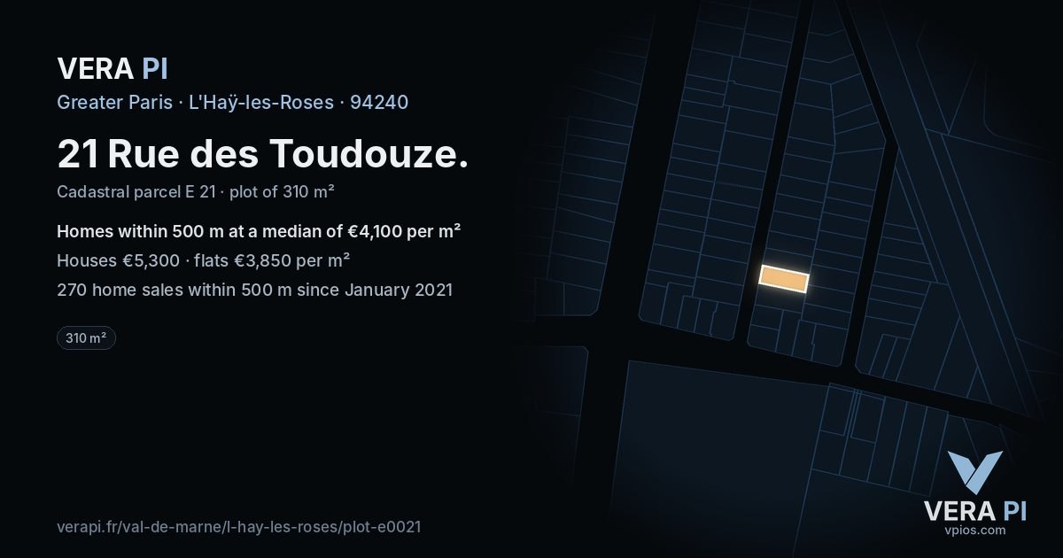 21 Rue des Toudouze, L'Haÿ-les-Roses at night – the plot lit, the parcels around coloured by the prices near them