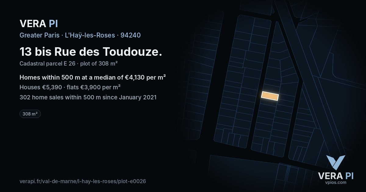 13 bis Rue des Toudouze, L'Haÿ-les-Roses at night – the plot lit, the parcels around coloured by the prices near them