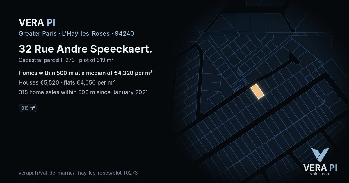 32 Rue Andre Speeckaert, L'Haÿ-les-Roses at night – the plot lit, the parcels around coloured by the prices near them