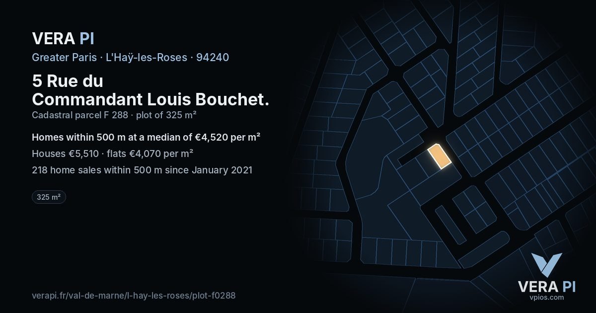 5 Rue du Commandant Louis Bouchet, L'Haÿ-les-Roses at night – the plot lit, the parcels around coloured by the prices near them