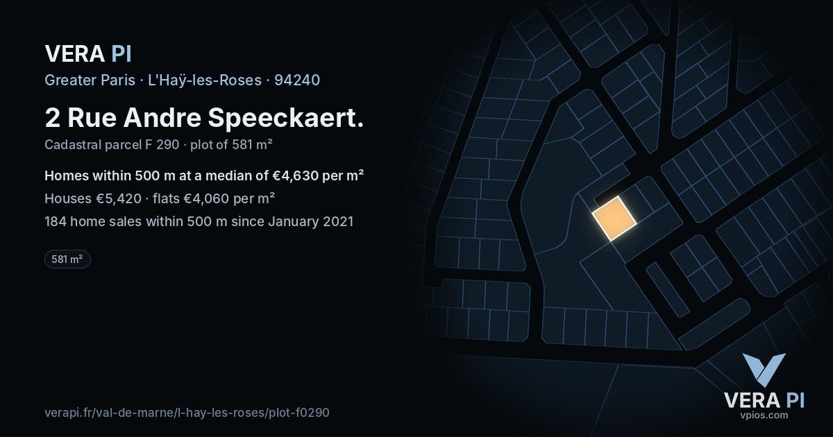 2 Rue Andre Speeckaert, L'Haÿ-les-Roses at night – the plot lit, the parcels around coloured by the prices near them