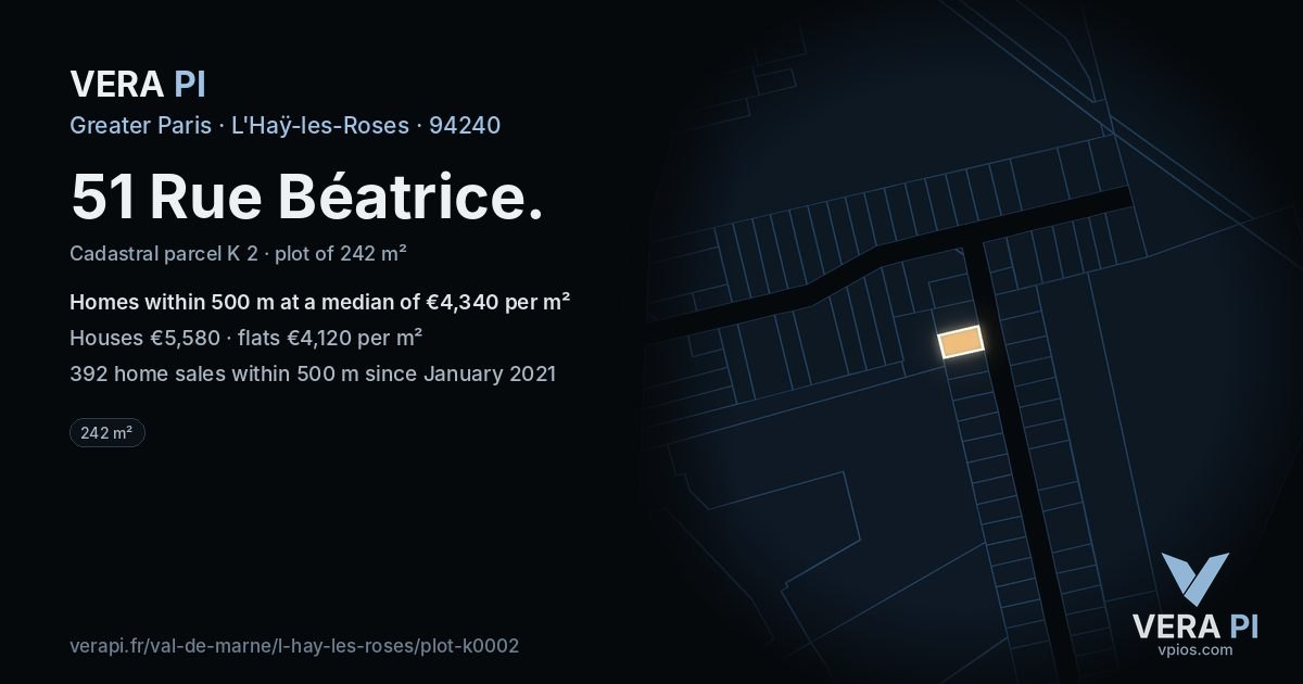 51 Rue Béatrice, L'Haÿ-les-Roses at night – the plot lit, the parcels around coloured by the prices near them