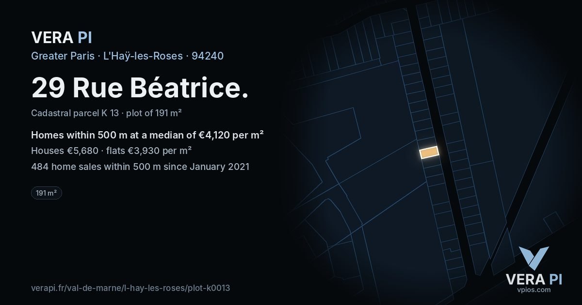 29 Rue Béatrice, L'Haÿ-les-Roses at night – the plot lit, the parcels around coloured by the prices near them