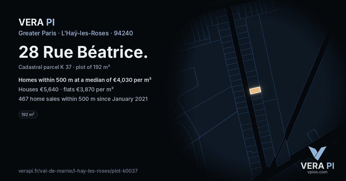 28 Rue Béatrice, L'Haÿ-les-Roses at night – the plot lit, the parcels around coloured by the prices near them