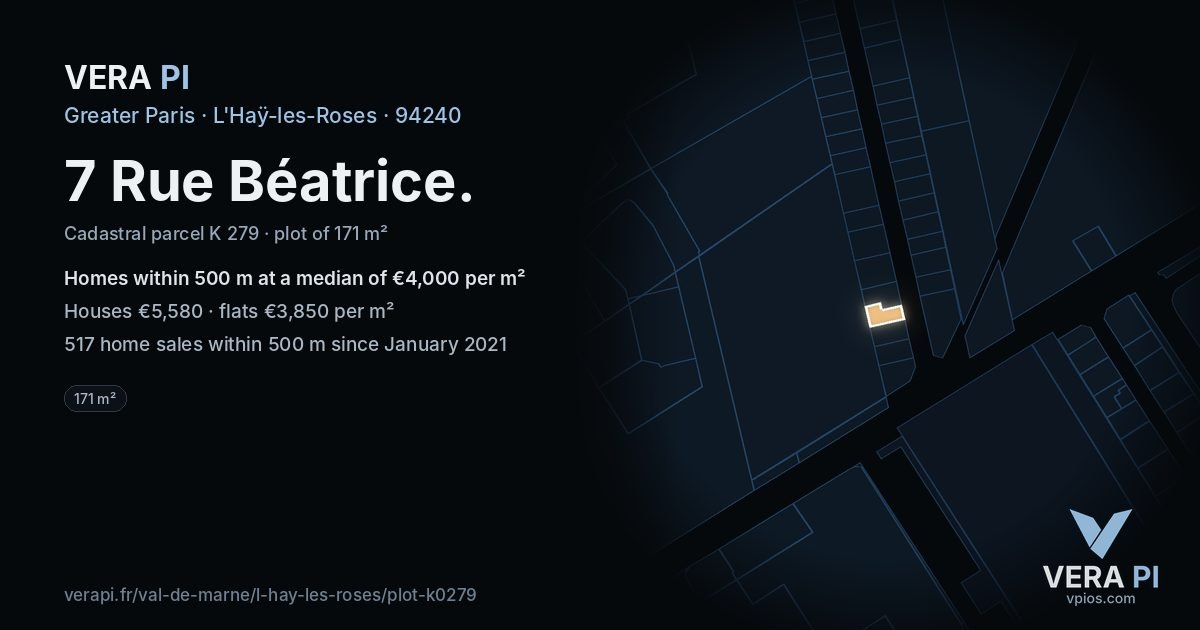 7 Rue Béatrice, L'Haÿ-les-Roses at night – the plot lit, the parcels around coloured by the prices near them
