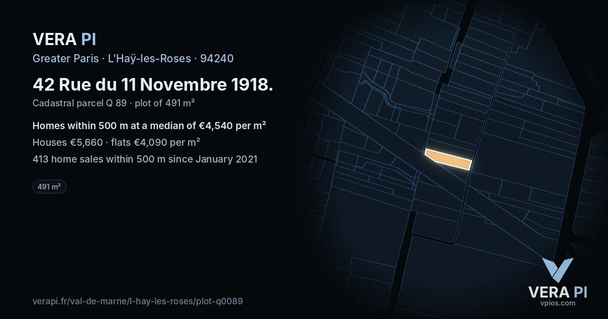 42 Rue du 11 Novembre 1918, L'Haÿ-les-Roses at night – the plot lit, the parcels around coloured by the prices near them
