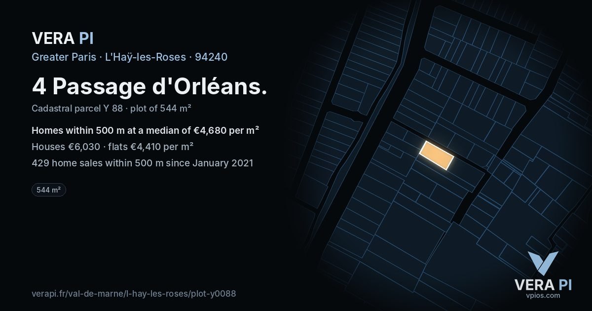 4 Passage d'Orléans, L'Haÿ-les-Roses at night – the plot lit, the parcels around coloured by the prices near them