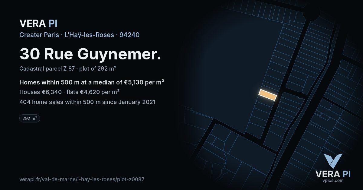 30 Rue Guynemer, L'Haÿ-les-Roses at night – the plot lit, the parcels around coloured by the prices near them