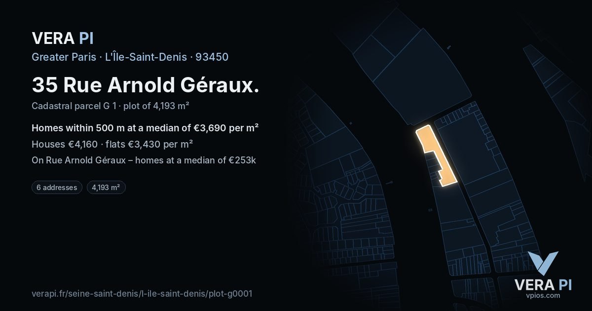35 Rue Arnold Géraux, L'Île-Saint-Denis at night – the plot lit, the parcels around coloured by the prices near them