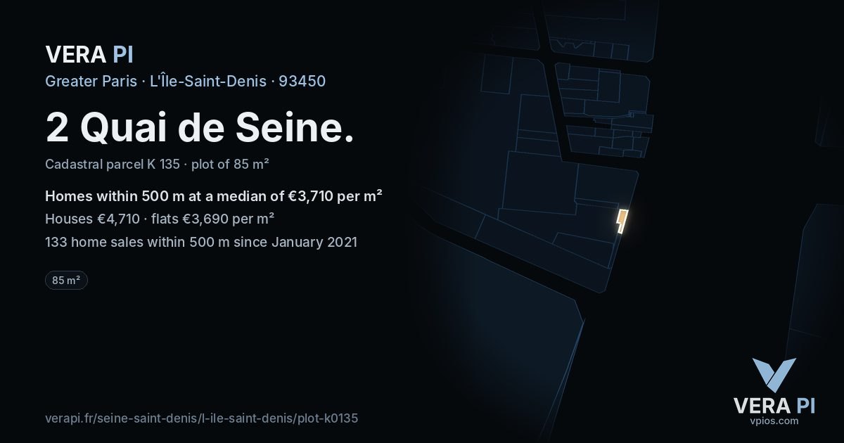2 Quai de Seine, L'Île-Saint-Denis at night – the plot lit, the parcels around coloured by the prices near them