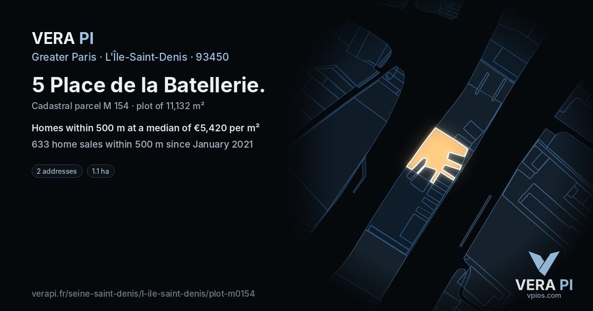 5 Place de la Batellerie, L'Île-Saint-Denis at night – the plot lit, the parcels around coloured by the prices near them