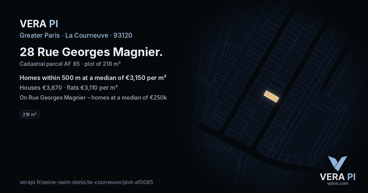 28 Rue Georges Magnier, La Courneuve at night – the plot lit, the parcels around coloured by the prices near them