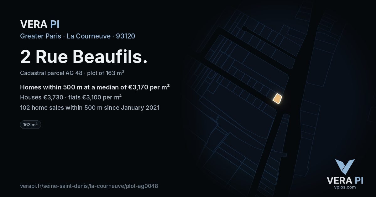 2 Rue Beaufils, La Courneuve at night – the plot lit, the parcels around coloured by the prices near them