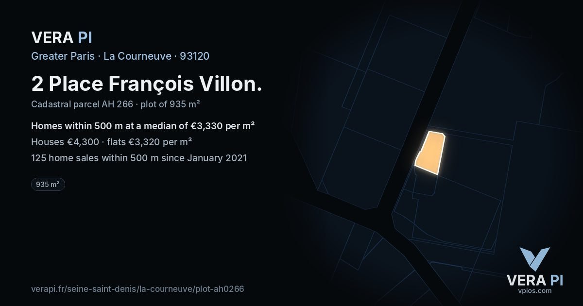 2 Place François Villon, La Courneuve at night – the plot lit, the parcels around coloured by the prices near them
