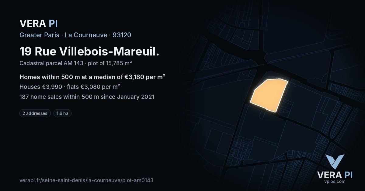 19 Rue Villebois-Mareuil, La Courneuve at night – the plot lit, the parcels around coloured by the prices near them