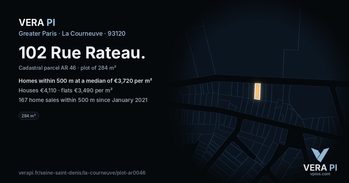 102 Rue Rateau, La Courneuve at night – the plot lit, the parcels around coloured by the prices near them