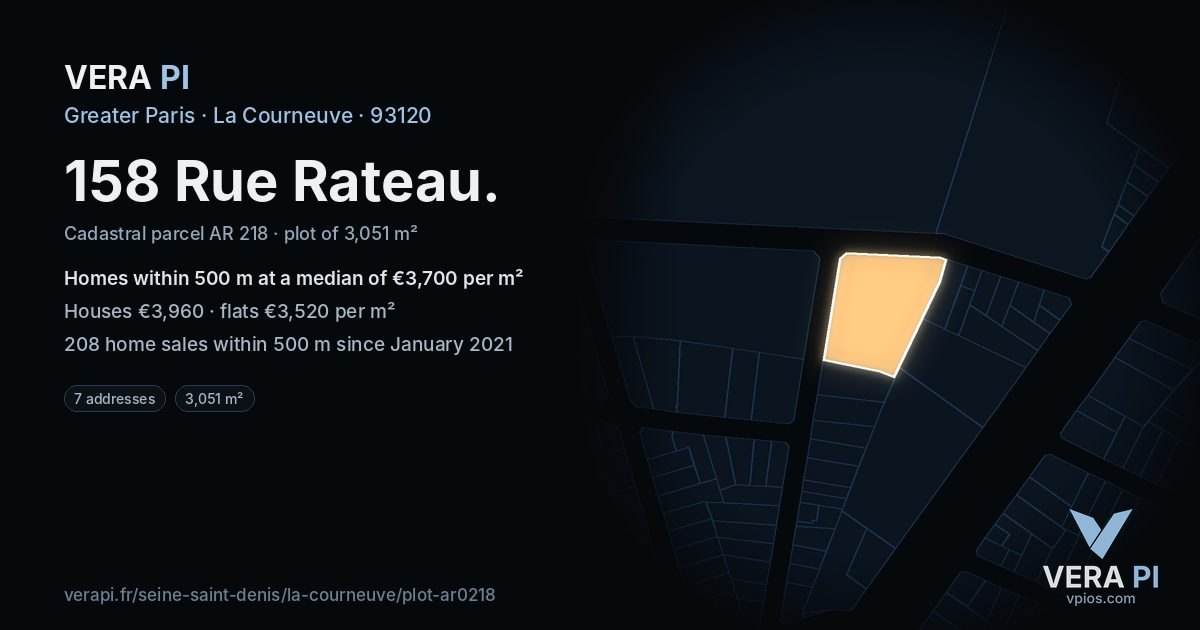 158 Rue Rateau, La Courneuve at night – the plot lit, the parcels around coloured by the prices near them