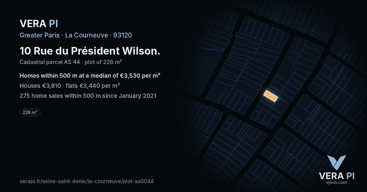 10 Rue du Président Wilson, La Courneuve at night – the plot lit, the parcels around coloured by the prices near them