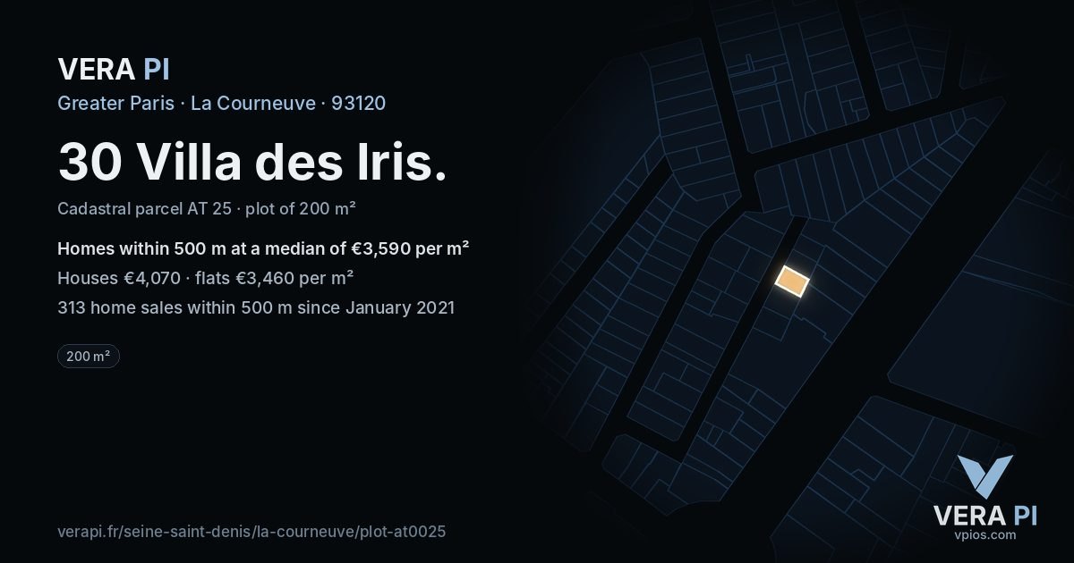 30 Villa des Iris, La Courneuve at night – the plot lit, the parcels around coloured by the prices near them