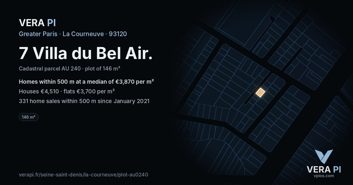 7 Villa du Bel Air, La Courneuve at night – the plot lit, the parcels around coloured by the prices near them