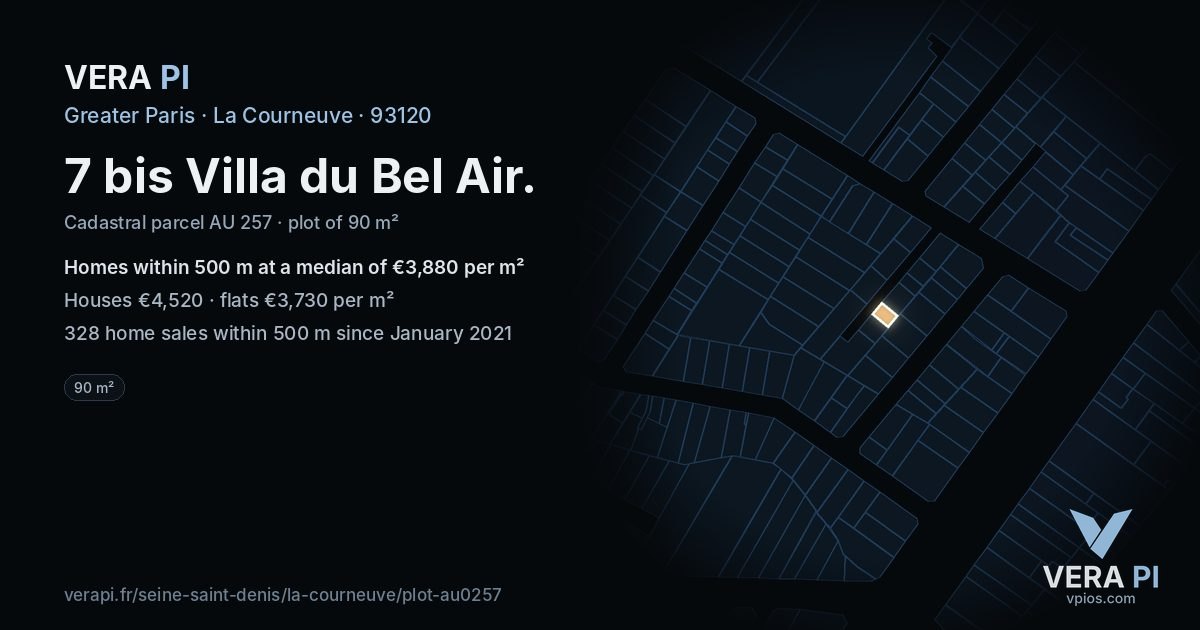 7 bis Villa du Bel Air, La Courneuve at night – the plot lit, the parcels around coloured by the prices near them