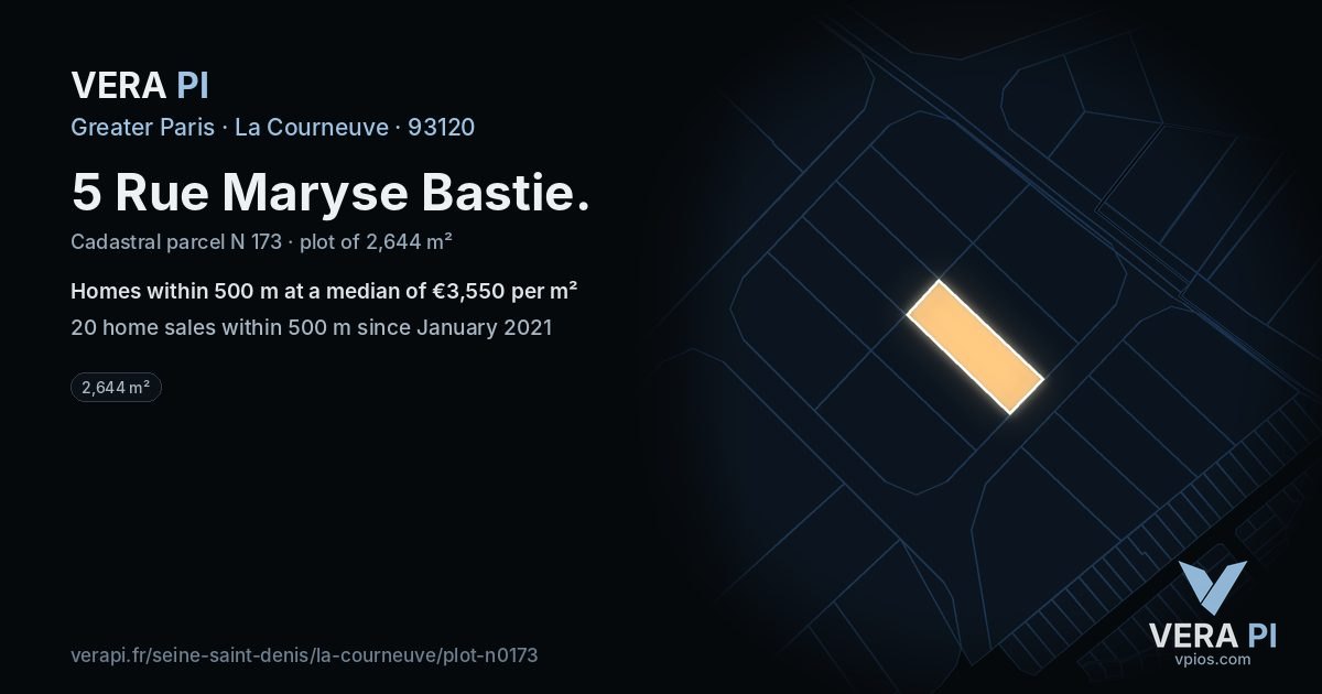 5 Rue Maryse Bastie, La Courneuve at night – the plot lit, the parcels around coloured by the prices near them