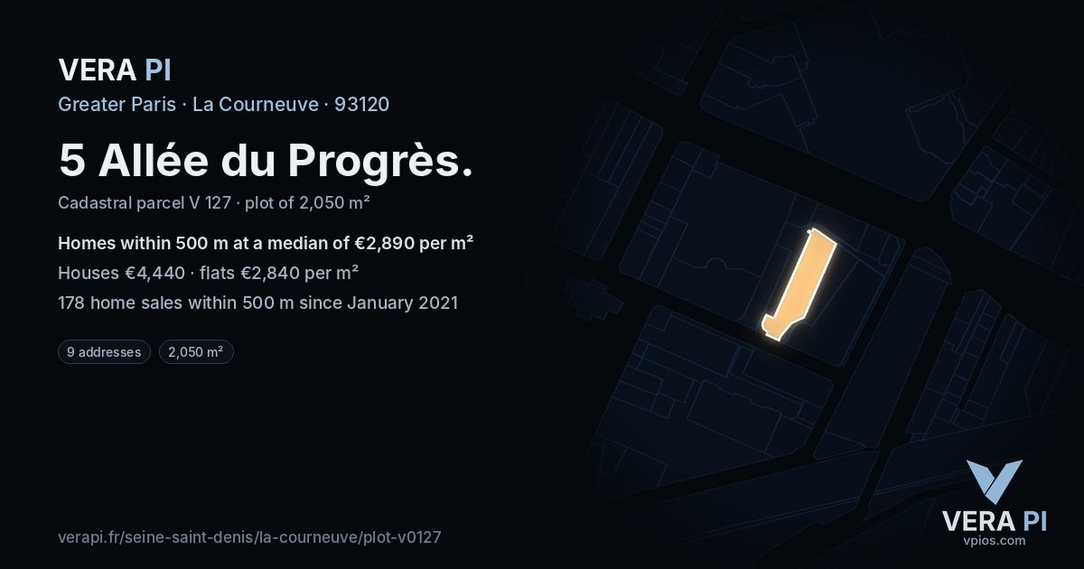 5 Allée du Progrès, La Courneuve at night – the plot lit, the parcels around coloured by the prices near them