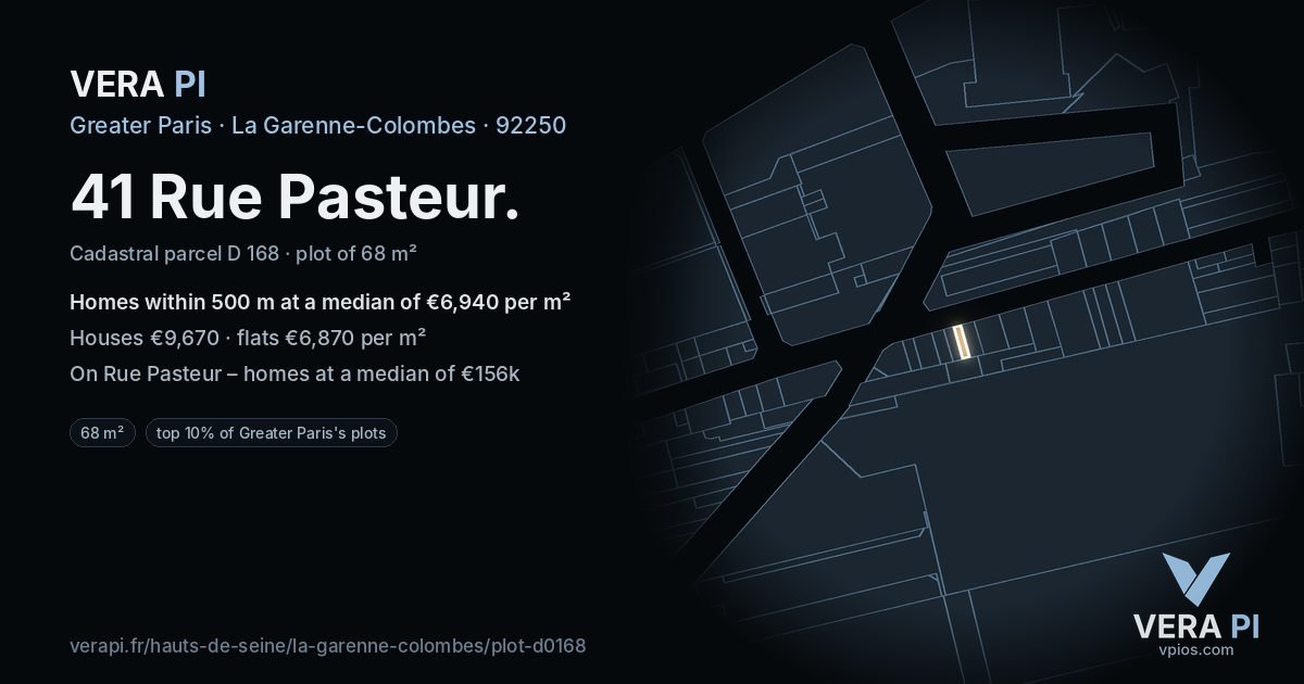 41 Rue Pasteur, La Garenne-Colombes at night – the plot lit, the parcels around coloured by the prices near them