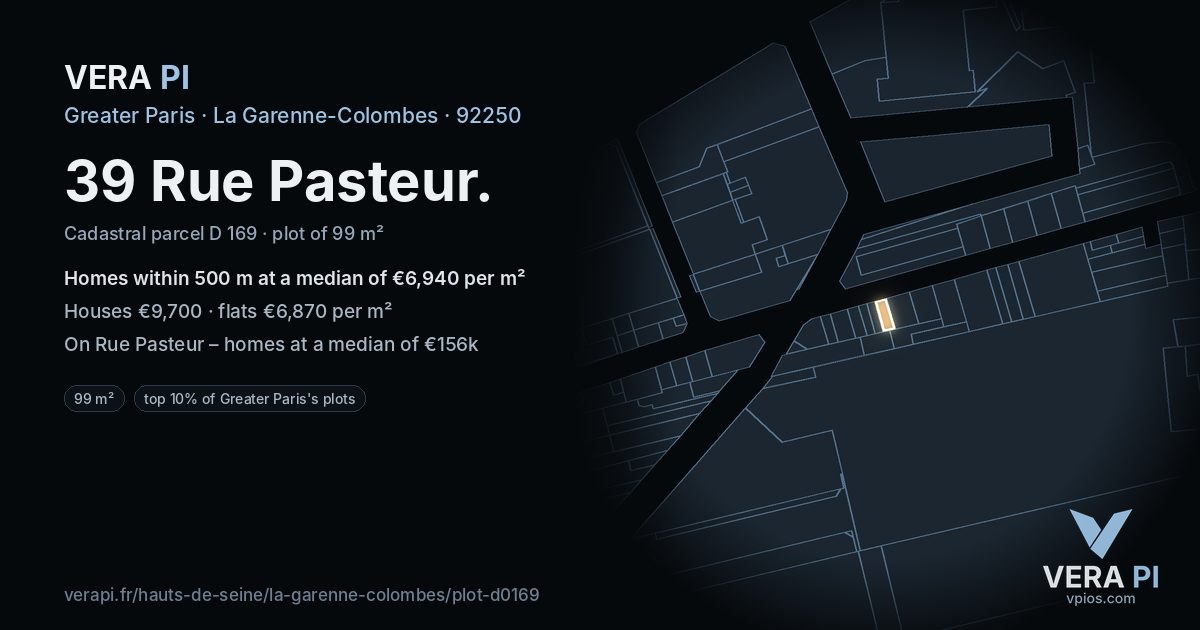 39 Rue Pasteur, La Garenne-Colombes at night – the plot lit, the parcels around coloured by the prices near them