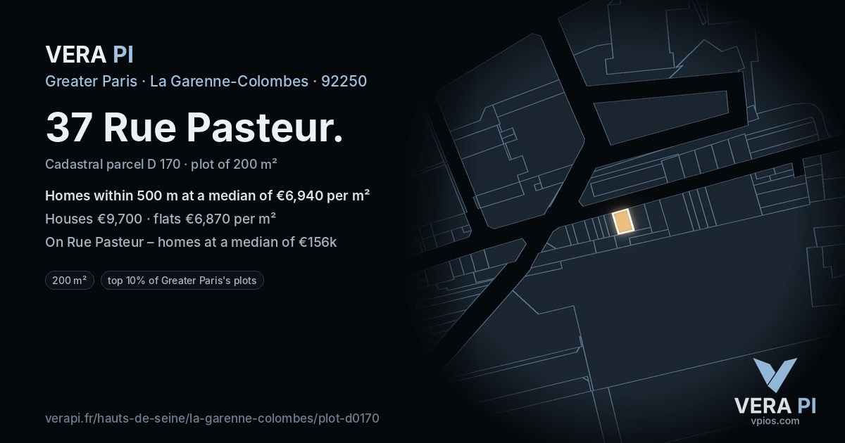 37 Rue Pasteur, La Garenne-Colombes at night – the plot lit, the parcels around coloured by the prices near them