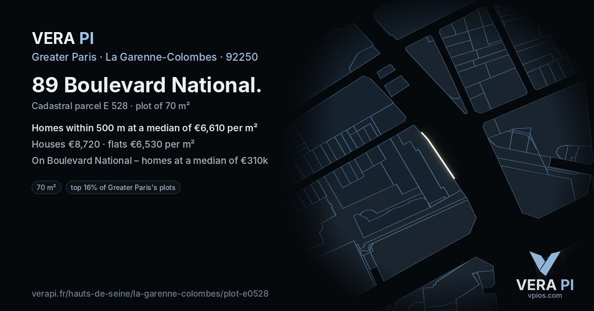 89 Boulevard National, La Garenne-Colombes at night – the plot lit, the parcels around coloured by the prices near them